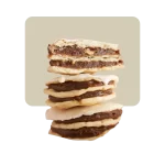 aljibe alfajor hojaldre con dulce de leche y baño blanco